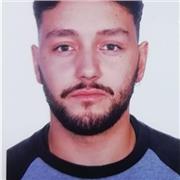 Soy un profesor apasionado por la enseñanza, con un enfoque personalizado que se adapta a las necesidades de cada alumno.